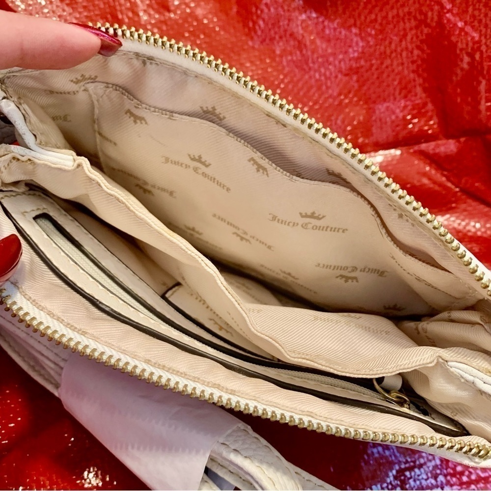 NEW Juicy Couture Crossbody Purse Ivory Gold Hardware Juicy Logo Zip Close - Picture 7 of 11